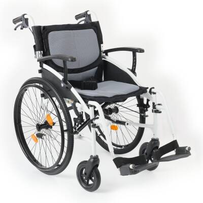  Comfort Plus GPro Alüminyum Özellikli Tekerlekli Sandalye - Comfort Plus (1)